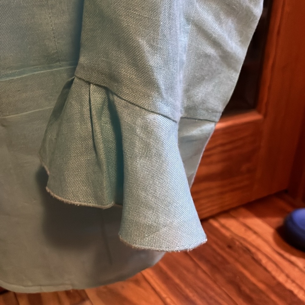 Talbots Size 6 Two Linen Blouses With Front Pocke… - image 3